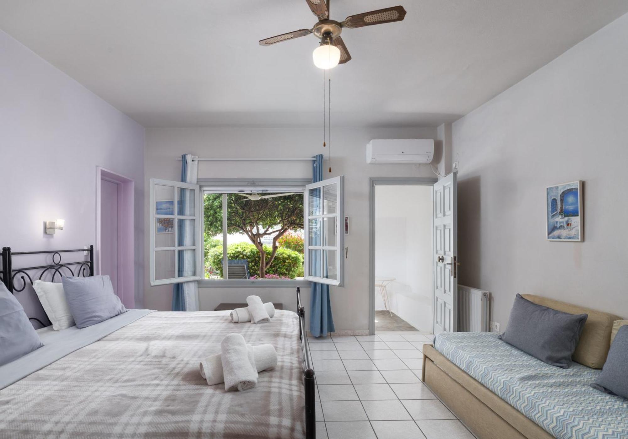 Villa Arni Andros - Βίλα Αρνη バトシ エクステリア 写真